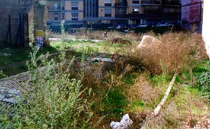 Il giardino di via dei Cessati Spiriti nel febbraio 2000